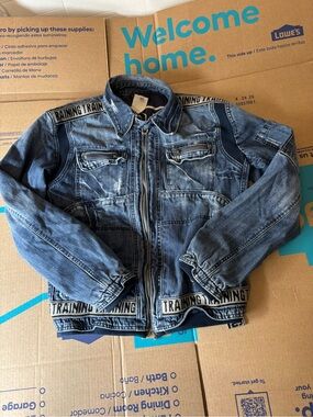 D&G Vintage Denim Jacket Size 34/48 (M)